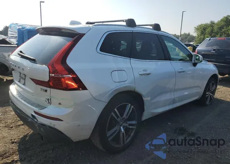 2018 Volvo Xc60 T5 из США, поврежденный, VIN LYV102RK1JB078554